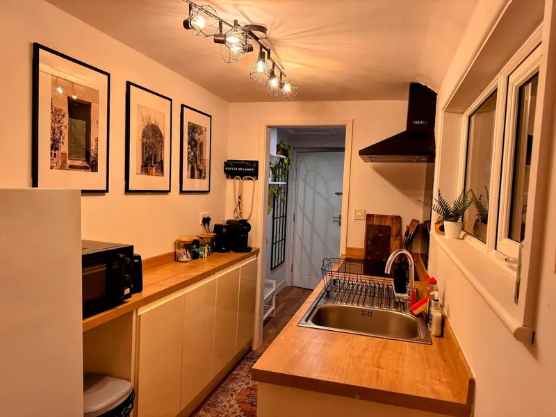 The kitchen with wooden worktops